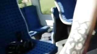 Mädchen in Socken ki ...